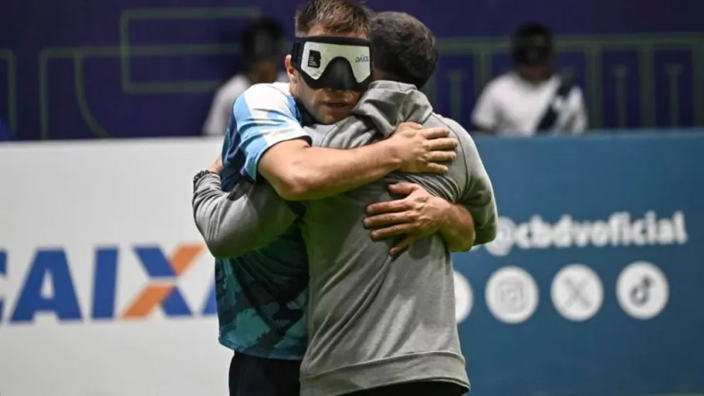 Con un gol de Mario Ríos, Los Murciélagos golearon en la Copa América