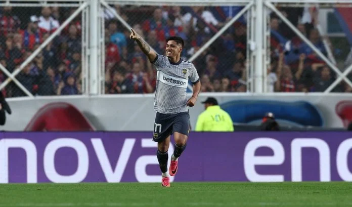 Boca se hizo fuerte bajo un diluvio y con goles de Lozano y Merentiel, venció 2-0 a San Lorenzo en el Nuevo Gasómetro
